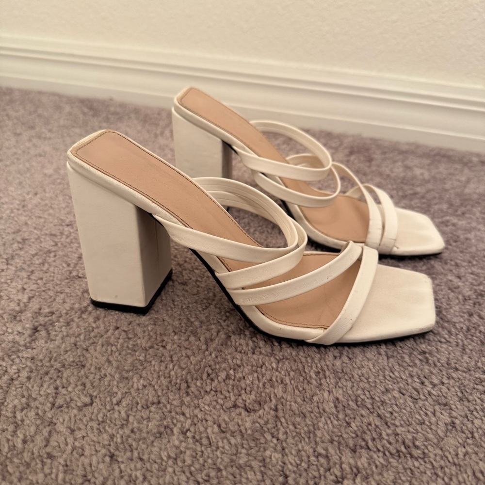 Chic White Strappy Block Heel Sandals